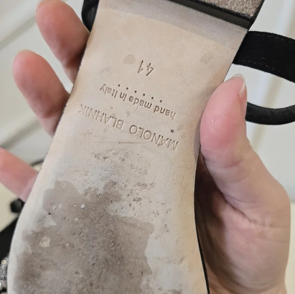 Manolo Blahnik Black Suede Crystal T-Strap Sandals Size 41 - Picture 8 of 8